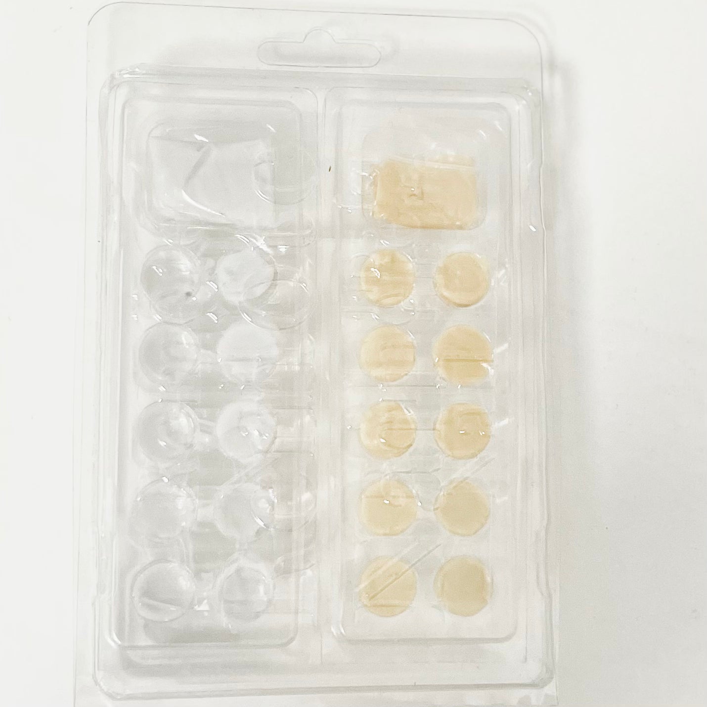 Clay set for nail mold making